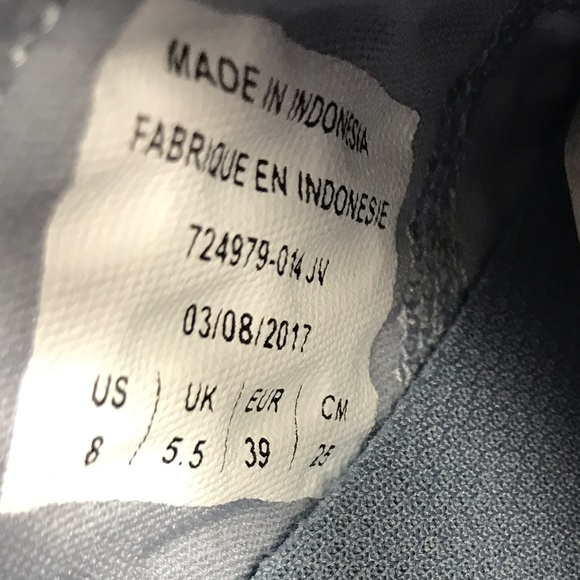 NWT Nike Juvenate Glacier Grey W AUTHENTIC - Picture 8 of 8